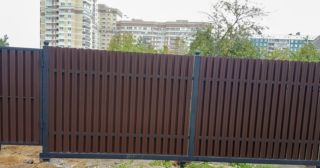 Купить распашные ворота из штакетника Уссурийск, цена от 2747 руб.
